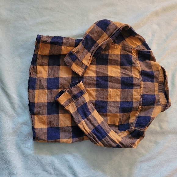 Boy button down - Picture 2 of 2